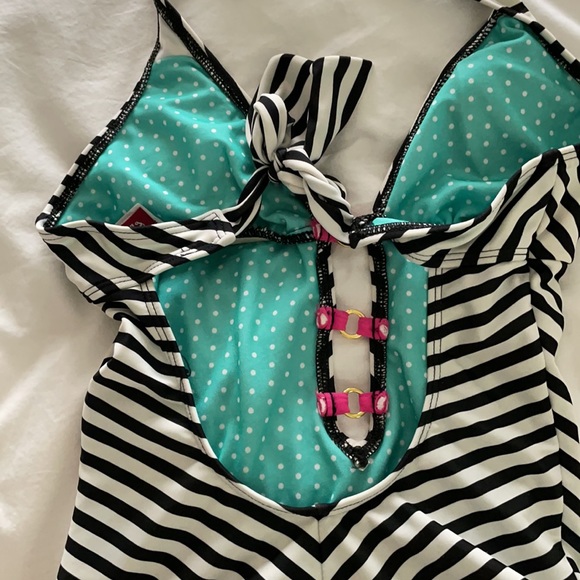 Guess bathing suit - Picture 6 of 8